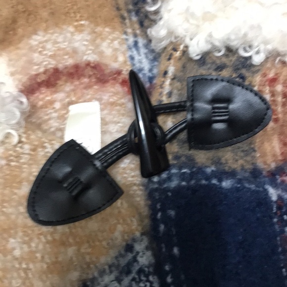 Cato Plaid Knit Poncho One Size - Picture 5 of 10